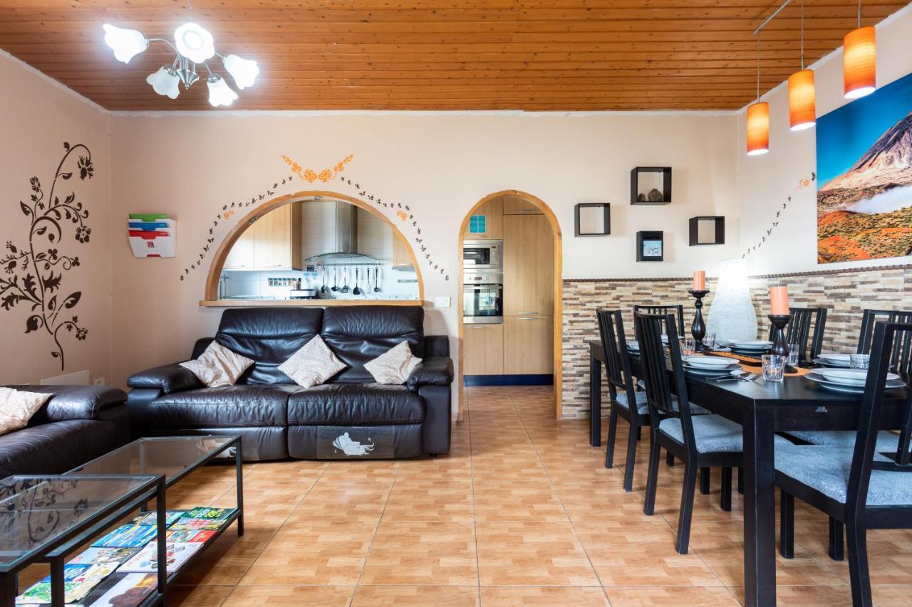 Villa Blanca Tenerife - Private Rooms - Terrace And Bbq, 5 Minutes From The Beach And Airport San Isidro  Exterior photo