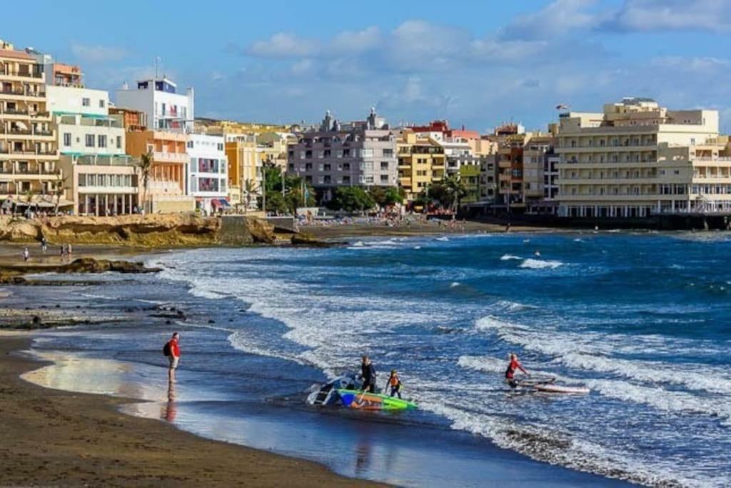 Villa Blanca Tenerife - Private Rooms - Terrace And Bbq, 5 Minutes From The Beach And Airport San Isidro  Exterior photo