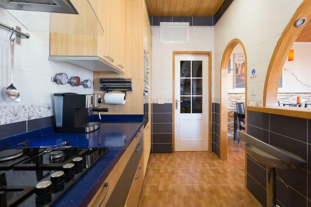 Villa Blanca Tenerife - Private Rooms - Terrace And Bbq, 5 Minutes From The Beach And Airport San Isidro  Exterior photo