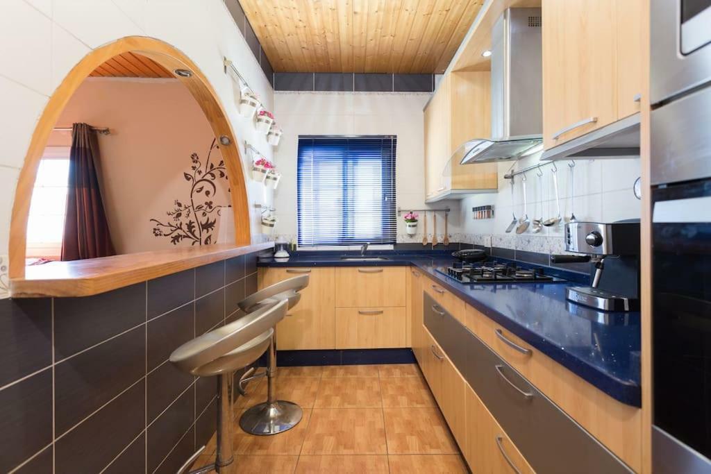 Villa Blanca Tenerife - Private Rooms - Terrace And Bbq, 5 Minutes From The Beach And Airport San Isidro  Exterior photo
